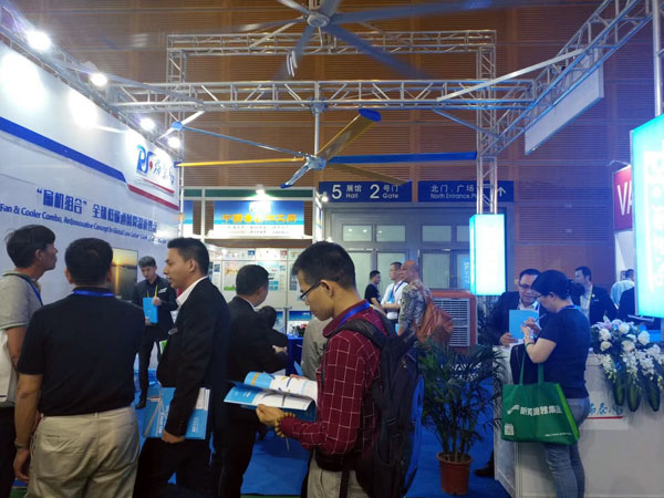 十九屆深圳機械展現(xiàn)場