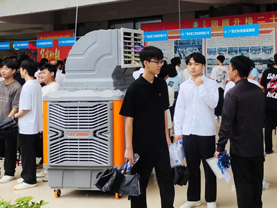 瑞泰風公司——關于防范學生軍訓中發(fā)生中暑甚至意外事件的倡議