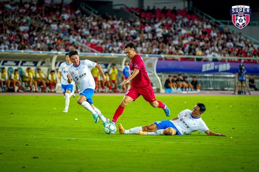 202508 漢超聯(lián)賽盛大啟幕，瑞風護航清涼賽場！