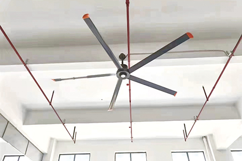 10000平方米廠房高效通風(fēng)降溫為什么選工業(yè)大風(fēng)扇